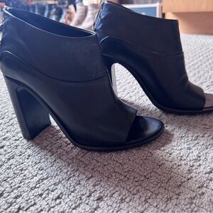 Rag & Bone Leather Peep toe black heels
